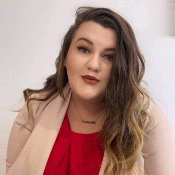 Andreea Danciu - Instructional Designer & Trainer